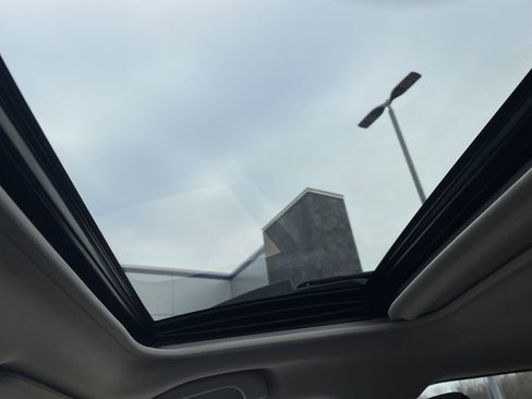 Used 2019 Subaru Outback 2.5i Limited image 34