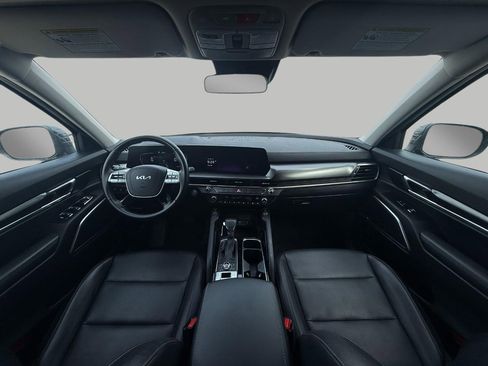 Used 2025 Kia Telluride S image 5