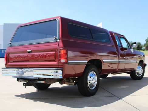 Used 1993 Dodge D/W Truck 250 RWD image 15