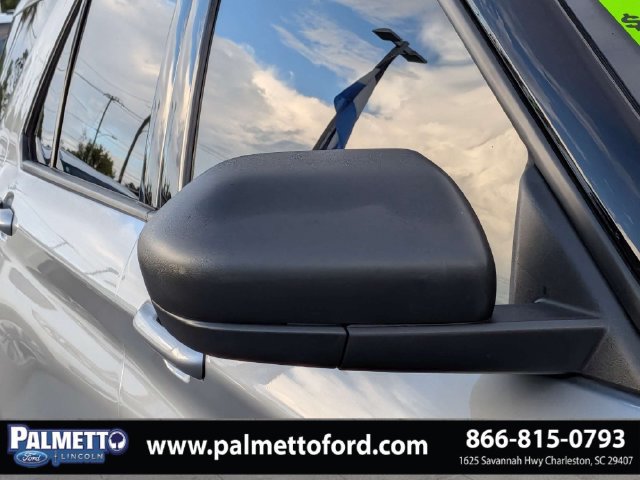 Used 2023 Ford Explorer XLT RWD image 11