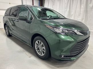 Used 2025 Toyota Sienna XLE video 1