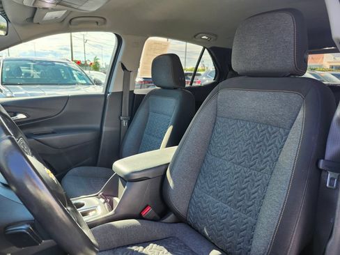 Used 2022 Chevrolet Equinox LT AWD/4WD image 8