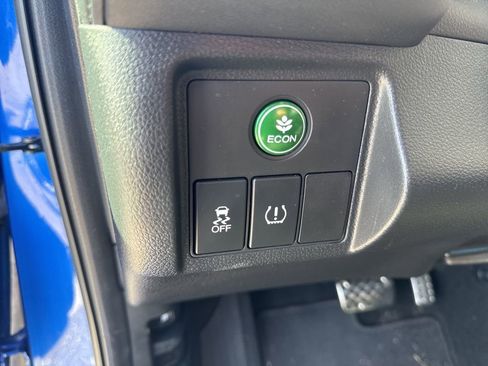 Used 2022 Honda HR-V Sport image 16