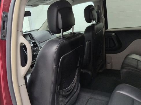 Used 2012 Chrysler Town & Country Touring w/ Entertainment Group #1 image 19