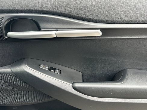 Used 2025 Kia Seltos LX image 22