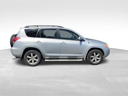Used 2008 Toyota RAV4 Limited w/ Tow Prep Pkg AWD/4WD image 8
