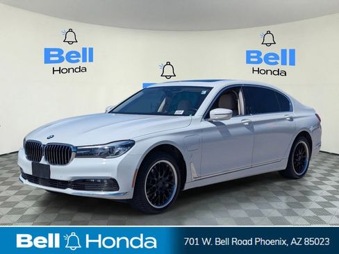 Used 2018 BMW 740e xDrive w/ Driver Assistance Package image 1