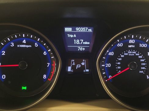 Used 2016 Hyundai Elantra GT w/ Option Group 03 FWD image 23