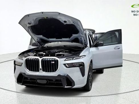 Used 2026 BMW X7 M60i AWD/4WD image 13