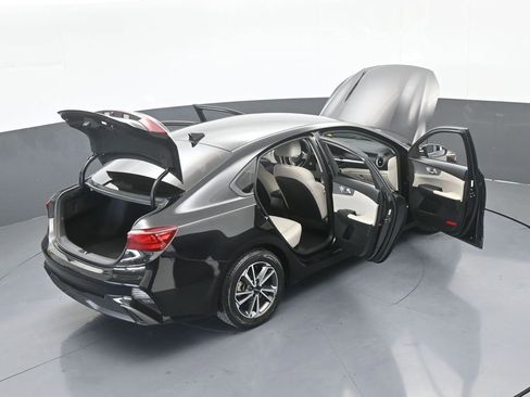 Used 2022 Kia Forte LXS w/ LXS Technology Package image 63