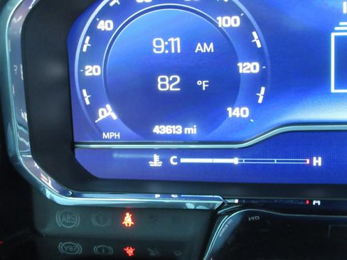 Used 2023 Chevrolet Silverado 1500 RST RWD image 29