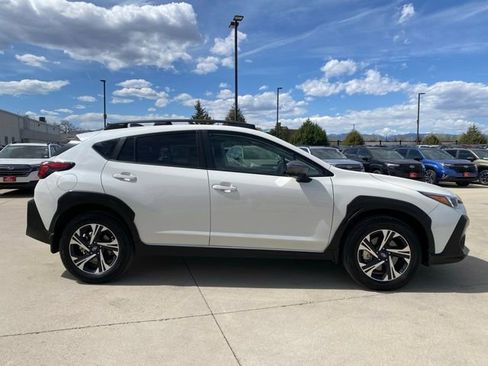 Used 2024 Subaru Crosstrek 2.0i Premium image 6