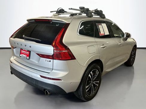 Used 2019 Volvo XC60 T6 Momentum w/ Multimedia Package AWD/4WD image 6