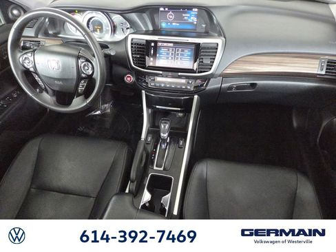 Used 2016 Honda Accord Touring image 30