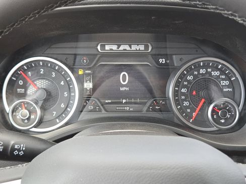 New 2026 RAM 1500 Lone Star AWD/4WD image 14