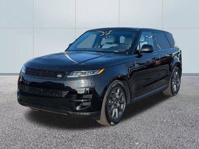 New 2025 Land Rover Range Rover Sport SE
