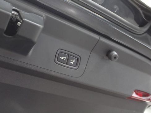 Used 2023 Porsche Panamera Platinum Edition image 20