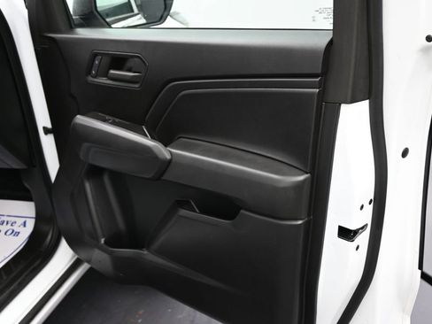 Used 2024 Chevrolet Colorado W/T RWD image 7