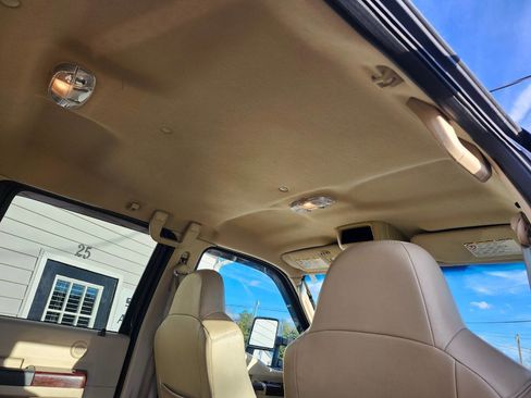 Used 2008 Ford F250 Lariat image 19