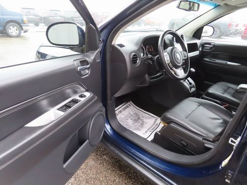 Used 2016 Jeep Compass High Altitude image 16