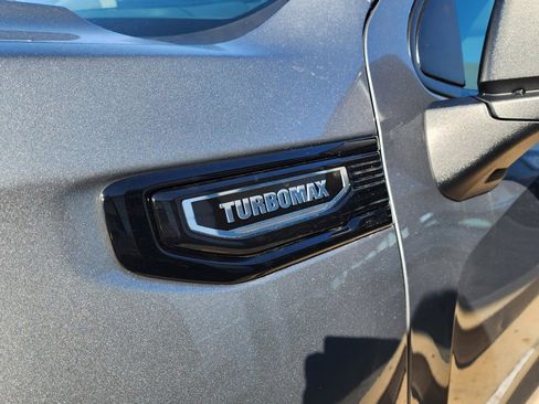 New 2026 GMC Sierra 1500 Elevation image 11