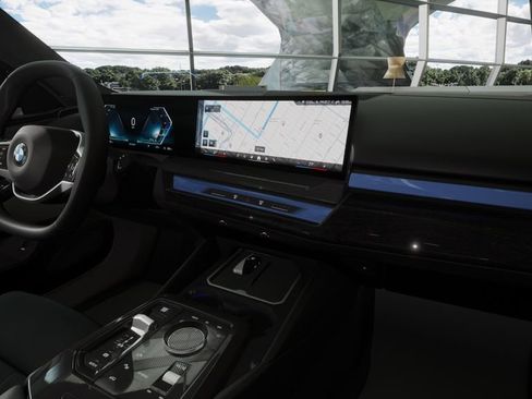 New 2026 BMW i5 eDrive40 image 14