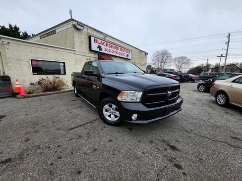 Used 2017 RAM 1500 Express image 25