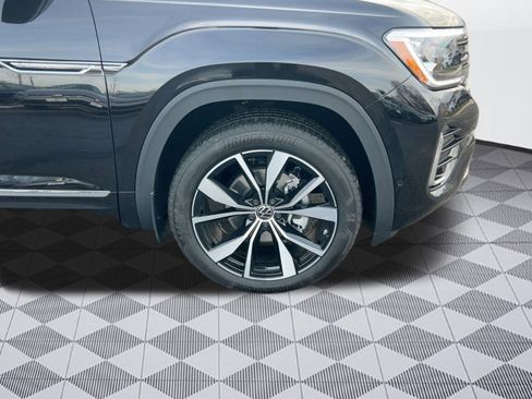 New 2026 Volkswagen Atlas Cross Sport SEL Premium R-Line AWD/4WD image 11