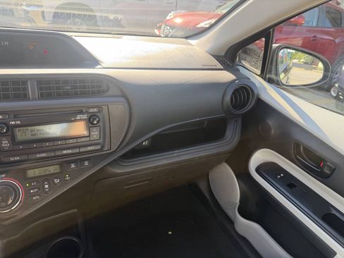 Used 2014 Toyota Prius C One FWD image 22