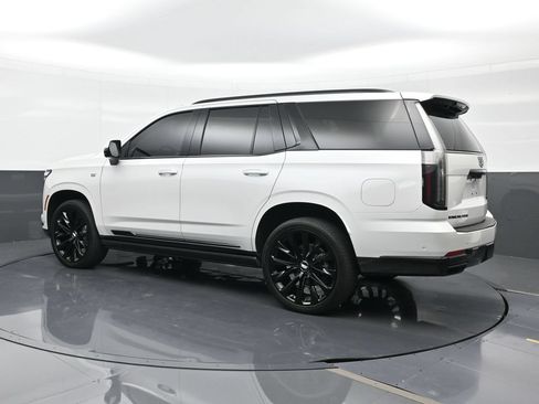 Certified 2025 Cadillac Escalade Sport Platinum w/ LPO, ONYX Package AWD/4WD image 2