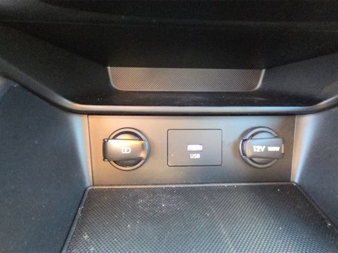 Used 2023 Hyundai Kona SEL image 26