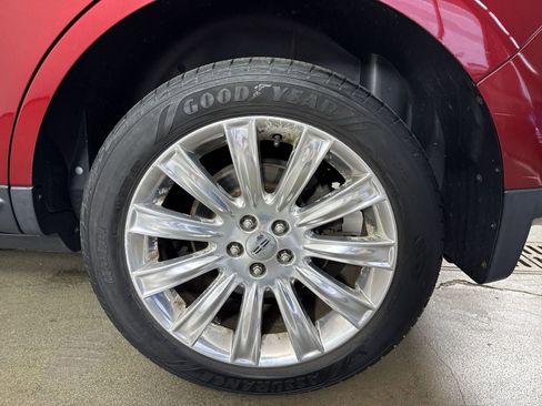 Used 2013 Lincoln MKX AWD image 5