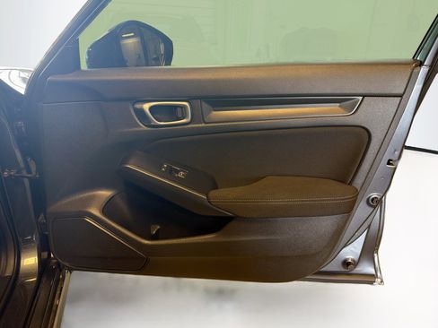 Used 2024 Honda Civic Sport image 31
