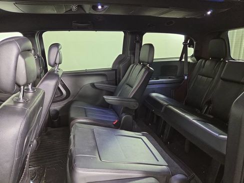Used 2020 Dodge Grand Caravan GT FWD image 15