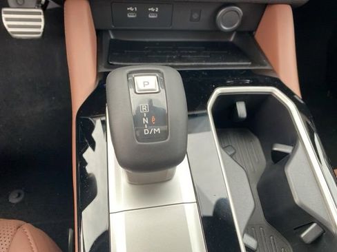 New 2025 Mitsubishi Outlander SEL image 29