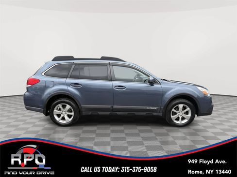 Used 2013 Subaru Outback 2.5i Limited w/ Moonroof Pkg AWD/4WD image 6