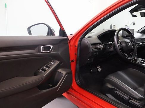 Used 2025 Honda Civic Sport image 9