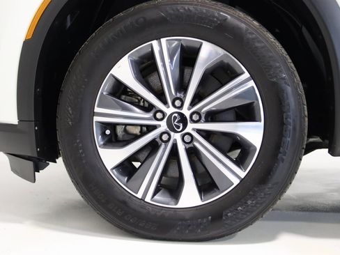 Used 2023 INFINITI QX60 Pure image 75