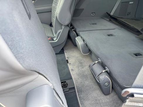 Used 2024 Lincoln Navigator Black Label image 21