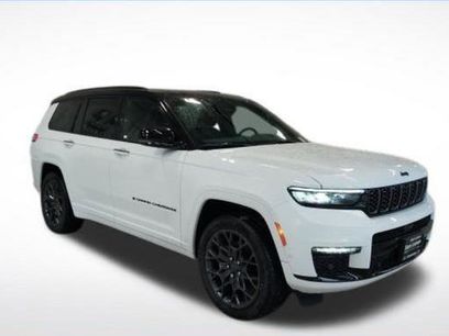 Used 2025 Jeep Grand Cherokee L Summit w/ Obsidian Package