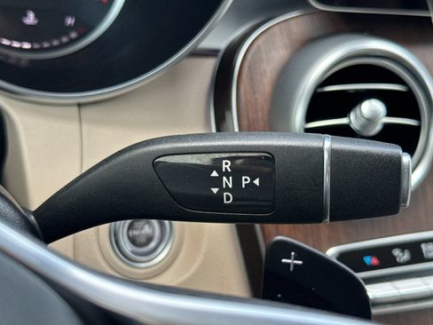 Used 2022 Mercedes-Benz GLC 300 4MATIC image 20