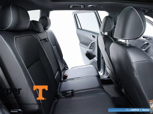 Used 2022 Volkswagen Tiguan SE R-Line FWD image 37