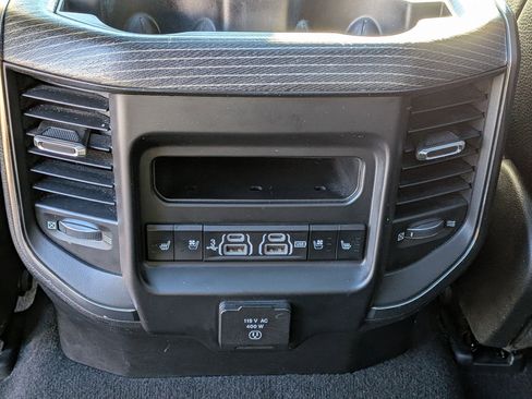 Used 2019 RAM 1500 Limited image 33