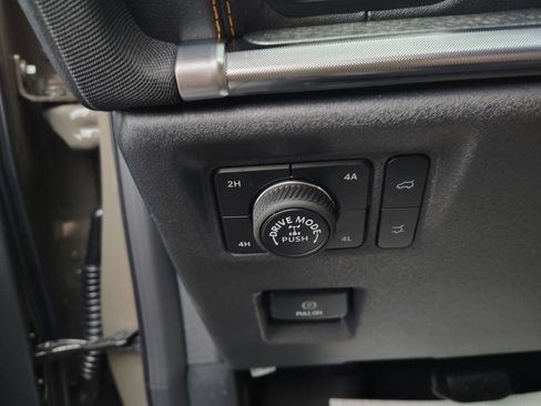 New 2026 Ford Expedition Tremor image 17