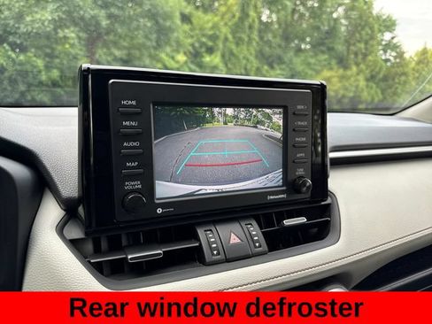 Used 2020 Toyota RAV4 XLE Premium AWD/4WD image 20