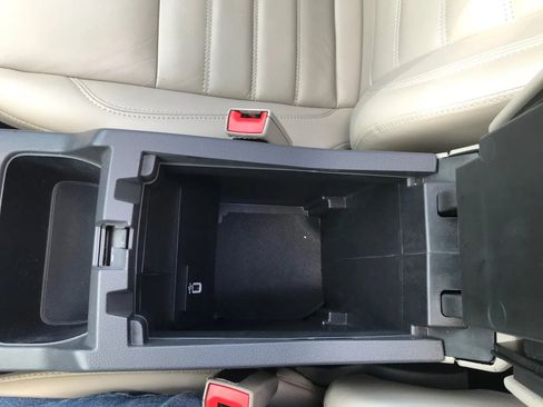 Used 2018 Ford Escape Titanium image 31