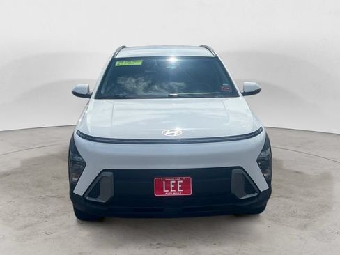 Used 2024 Hyundai Kona SEL AWD/4WD image 8
