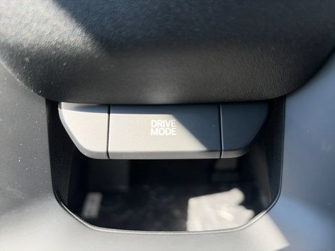 Used 2027 Kia Telluride LX FWD image 13