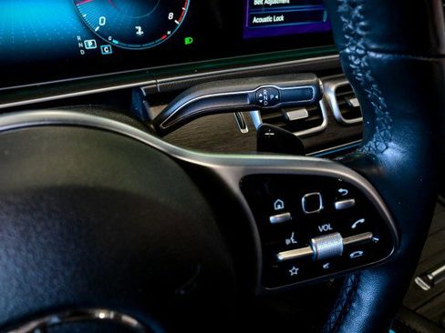 Used 2022 Mercedes-Benz GLE 350 4MATIC w/ Premium Package image 43