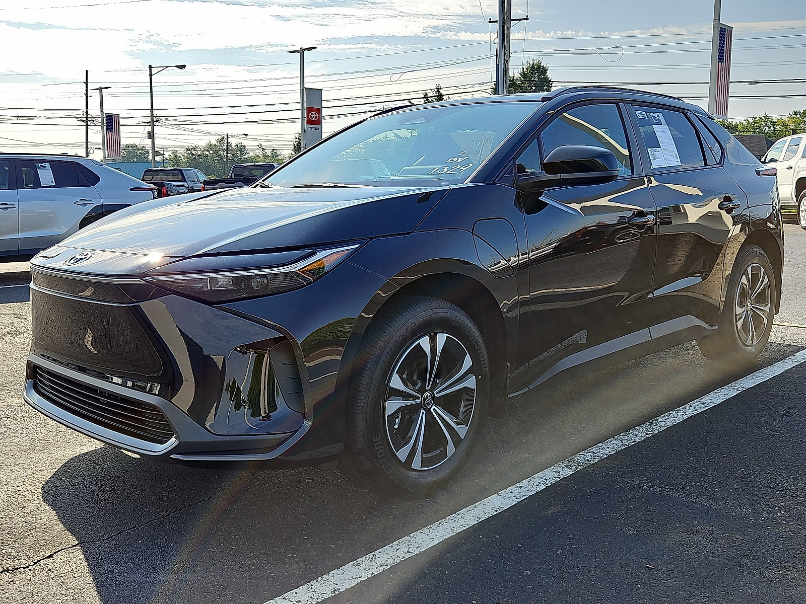 New 2025 Toyota bZ4X FWD w/ Weather Package image 3